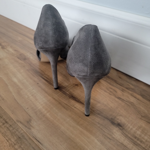 Charles David, Ladies Grey Peep Toe, Suede D'orsay Shoes, Size 9.5 - Picture 3 of 8